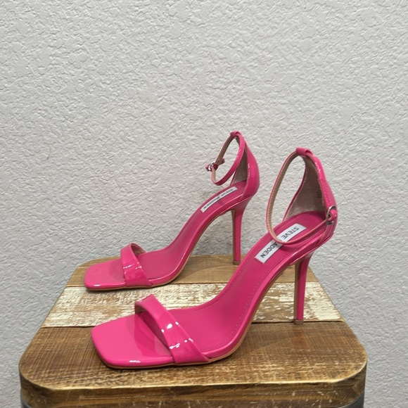 Steve Madden Spree Pink Padded Stiletto Sandals Size 9 - Picture 6 of 9